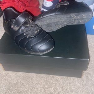 Toddler soccer shoes